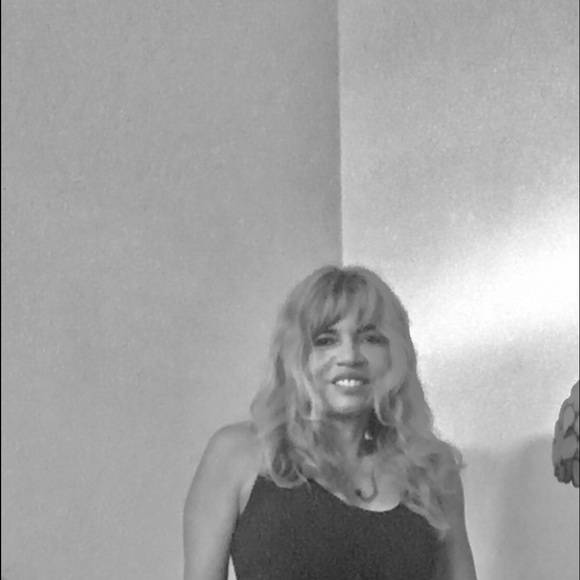 Meet your Posher, Sue - Picture 1 of 1